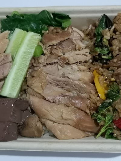 ข้าวมันไก่เกาลูน