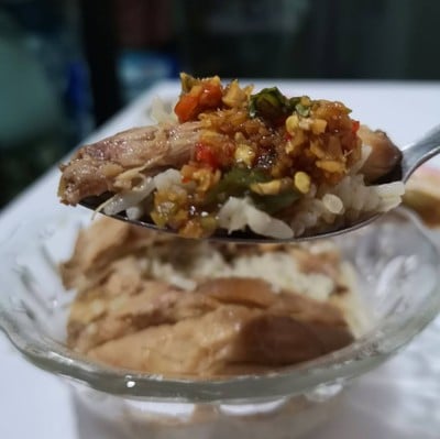 ข้าวมันไก่เกาลูน
