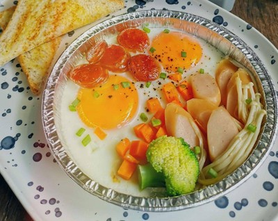 อาหาร หรือ เครื่องดื่ม