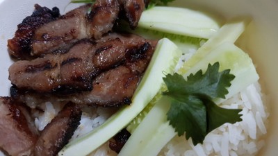 ข้าวหน้าคอหมูย่าง
