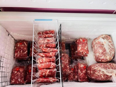 หมูแดดเดียวแบบสดขนาด1,000กรัม