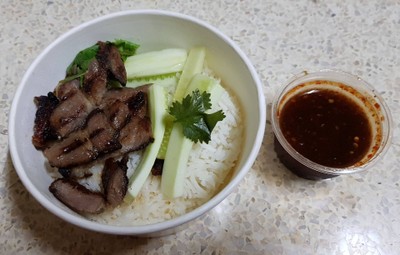 ข้าวหน้าคอหมูย่าง