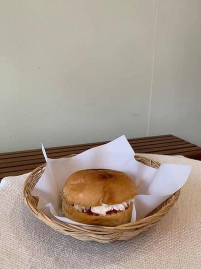 Strawberry fresh cream