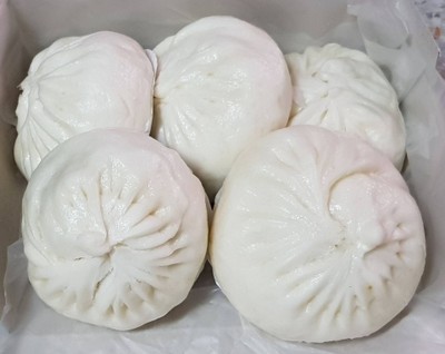 ซาลาเปา ไส้หมูสับไข่เค็ม