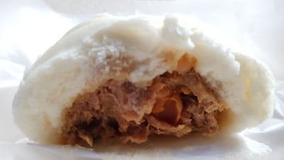 ซาลาเปา ไส้หมูสับไข่เค็ม