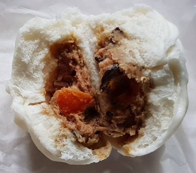 ซาลาเปา ไส้หมูสับไข่เค็ม