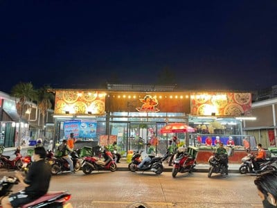 หน้าร้าน ยำปรี๊ดแตก ลาดพร้าว71 (สาขาใหญ่ ต้นตำรับ)