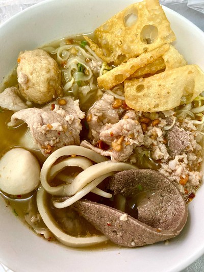 ก๋วยเตี๋ยวหมูต้มยำ ธรรมดา