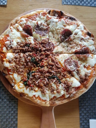 PIZZA