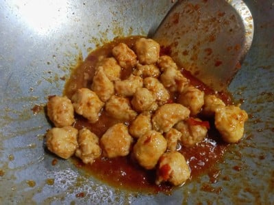 วิธีทำ หมูเด้งผัดพริกแกง