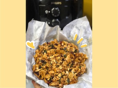 Honey Aroma Mixed Fruit Granola🍯🍓กราโนล่าน้ำผึ้งและผลไม้อบแห้ง