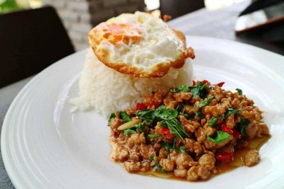 ลุงไก่อาหารตามสั่ง