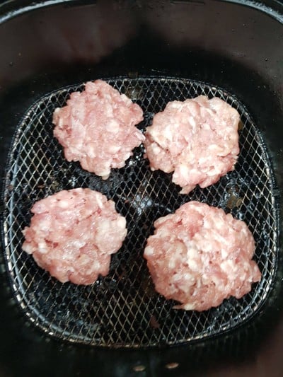 วิธีทำ หมูก้อนทอดหม้อไร้น้ำมัน วิธีทำ หมูก้อนทอดหม้อไร้น้ำมัน