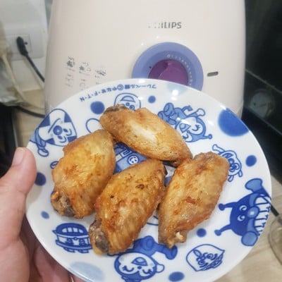 ปีกไก่คุณหนูอบน้ำปลา