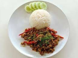 ข้าวผัดคั่วกลิ้ง