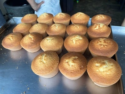 เมนูของร้าน ขนมไข่ แม่อิ๊ด ชลบุรี