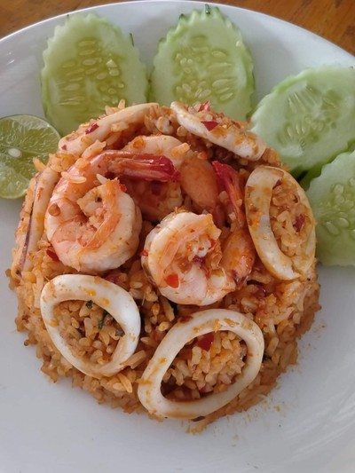 ข้าวผัดต้มยำ