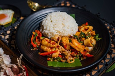 ข้าวผัดกระเพรา