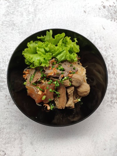 บะหมี่แห้งเนื้อ