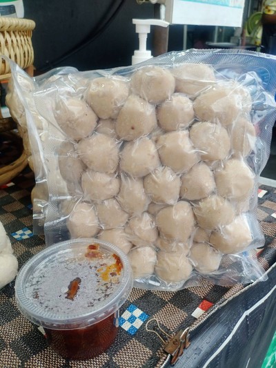 ลูกชิ้นเนื้อล้วน