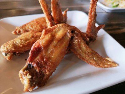 ปีกไก่ทอดจานเล็ก