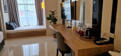 โรงแรม เดอะ ไฮ เพลส