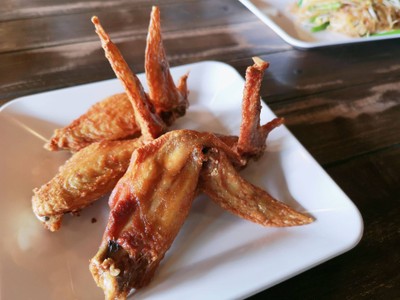 ปีกไก่ทอดจานเล็ก