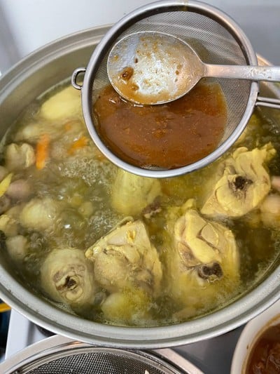 วิธีทำ ไก่ต้มขมิ้น วิธีทำ ไก่ต้มขมิ้น