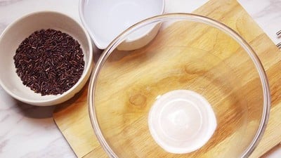 วิธีทำ +อยู่บ้านหยิบวัตถุดิบใกล้ตัว ชวนทำ "น้ำนมข้าวไรซ์เบอร์รี่" หอม อร่อย+ วิธีทำ +อยู่บ้านหยิบวัตถุดิบใกล้ตัว ชวนทำ "น้ำนมข้าวไรซ์เบอร์รี่" หอม อร่อย+