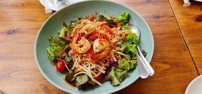 สลัดกุ้ง