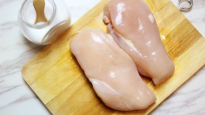 วิธีทำ +ชวนทำเมนูกรอบ แคลน้อยและไม่ใช้น้ำมัน กับ "อกไก่กรอบ สูตรใช้หม้อทอด"+ วิธีทำ +ชวนทำเมนูกรอบ แคลน้อยและไม่ใช้น้ำมัน กับ "อกไก่กรอบ สูตรใช้หม้อทอด"+