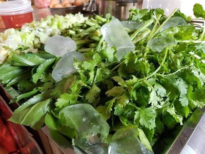 ผักสด