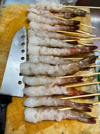 วิธีทำ กุ้งชุบเกล็ดขนมปังทอดซอสกระชาย วิธีทำ กุ้งชุบเกล็ดขนมปังทอดซอสกระชาย