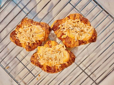 Ponte cafe by Chef Mine ถนนกรุงเทพกรีฑา ซอย8 แยก 10