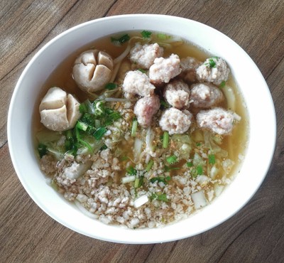 ก๋วยเตียวหมูเด้ง น้ำ