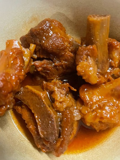 ซี่โครงหมูน้ำแดง