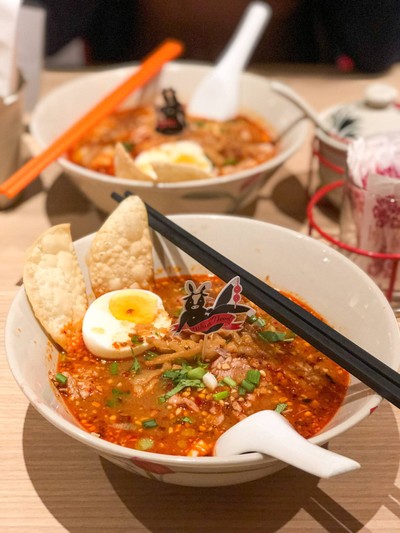 ก๋วยเตี๋ยวหมูต้มยำน้ำข้น
