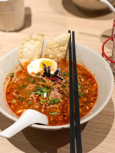 ก๋วยเตี๋ยวหมูต้มยำน้ำข้น