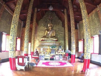 วัดพระพุทธบาทตากผ้า