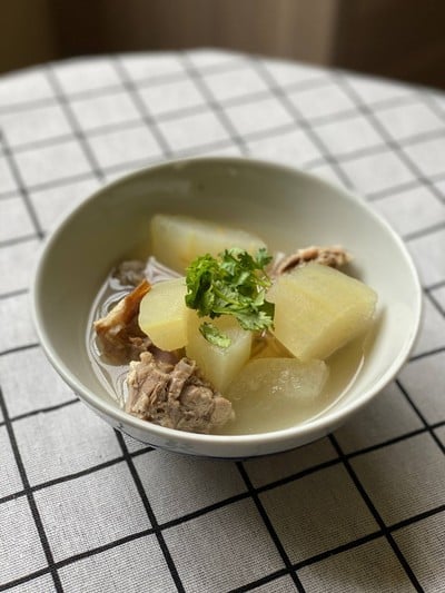 ข้าวหมูแดงสีมรกต ซ.สุกร1 ซ.สุกร1 (ต้นตำรับ)