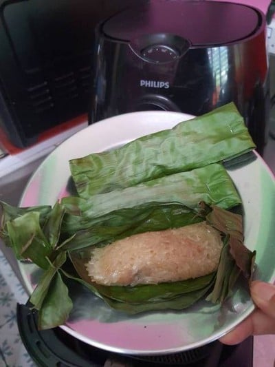 ข้าวเหนียวปิ้งไส้กล้วย