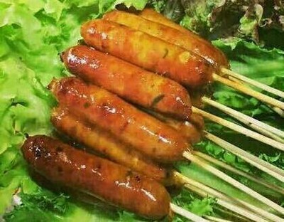 ไส้อั่วสมุนไพรจิ๋ว5ไม้+ข้าวเหนียว 1 ห่อ(ชุดละ)