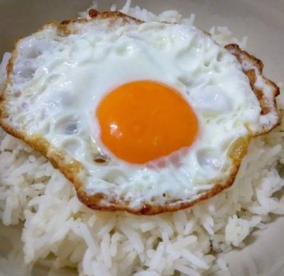 ข้าวไข่ดาว กร๊อบกรอบ