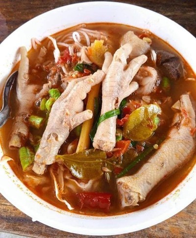 อาหาร หรือ เครื่องดื่ม