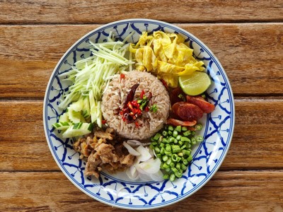 ข้าวคลุกกะปิ