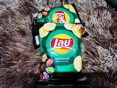 เลย์ 10 บาท รสเมี่ยงคำครบรส