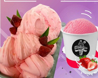 สตรอเบอร์รี่นมบราวนี่