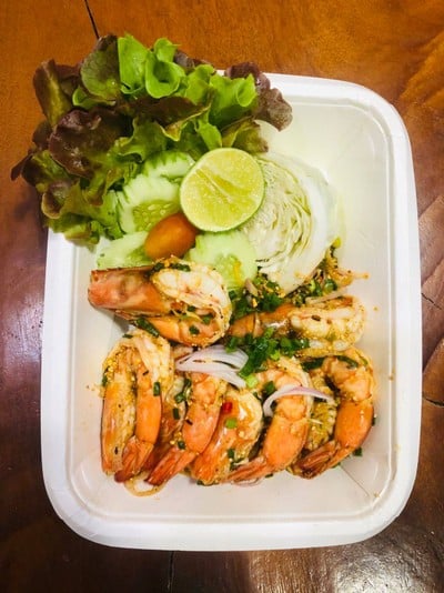 กึฝุ้งที่นี่ตัวใหญ่ สด เด้งมาก