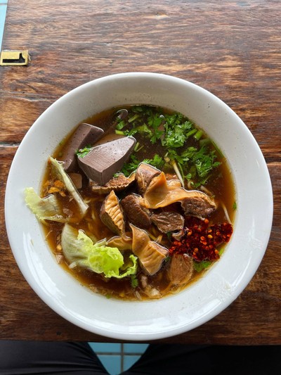 บะหมี่หมูตุ๋น