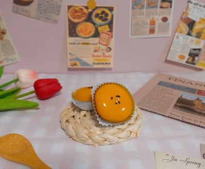 แป้งยืด แป้งบาง หนึบหนับ 
ใช้ไข่แดงเค็มแท้100% 
1กล่อง มี4ลูก